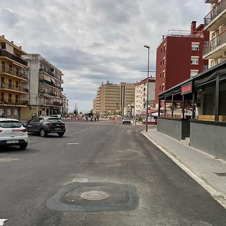 Apartaments Mar Blau Calella Dış mekan fotoğraf