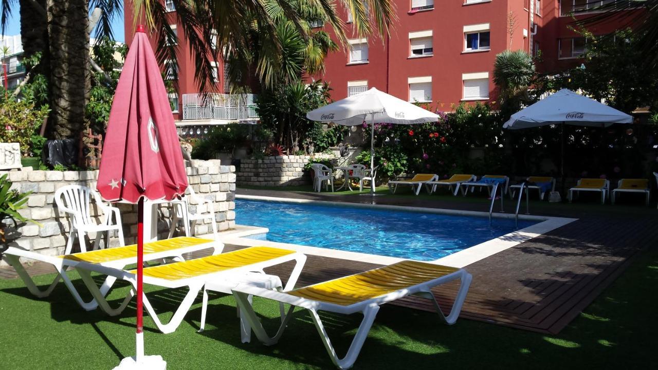 Apartaments Mar Blau Calella Dış mekan fotoğraf