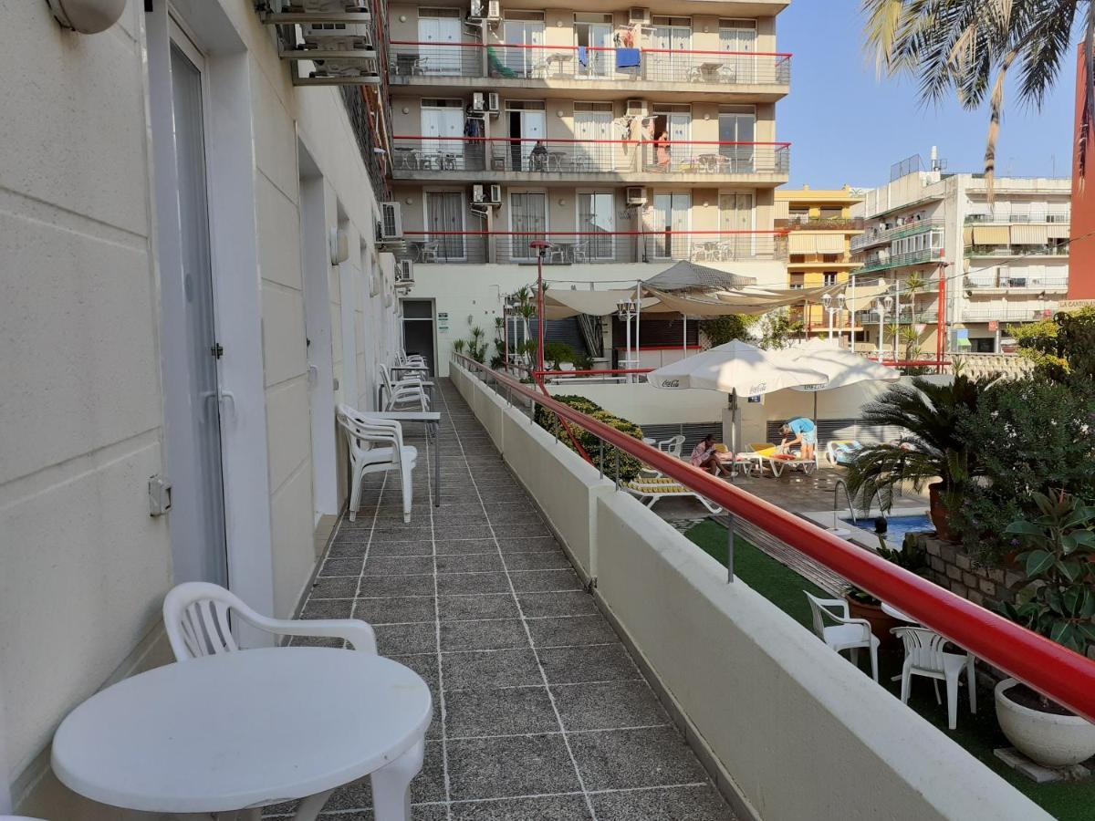 Apartaments Mar Blau Calella Dış mekan fotoğraf