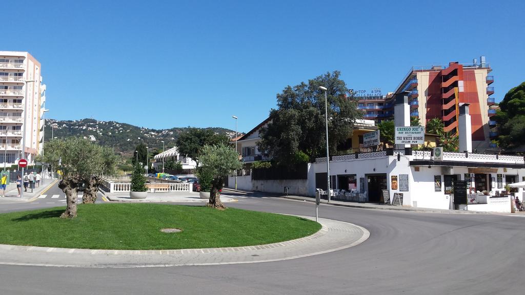 Apartaments Mar Blau Calella Dış mekan fotoğraf
